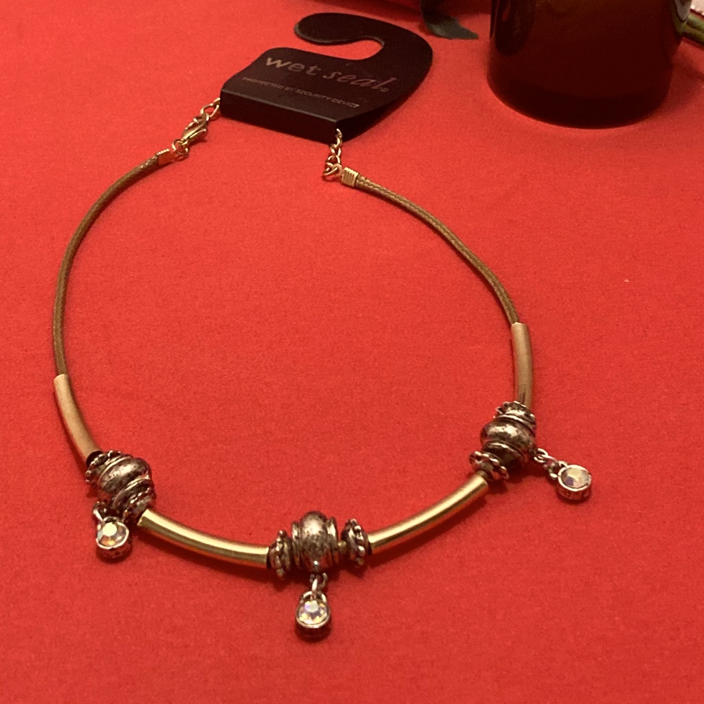 Nwt Wet Seal Choker Necklace With Rhinestones